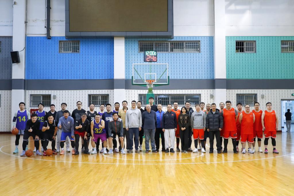 学校与天津农学院教工篮球友谊赛顺利举办