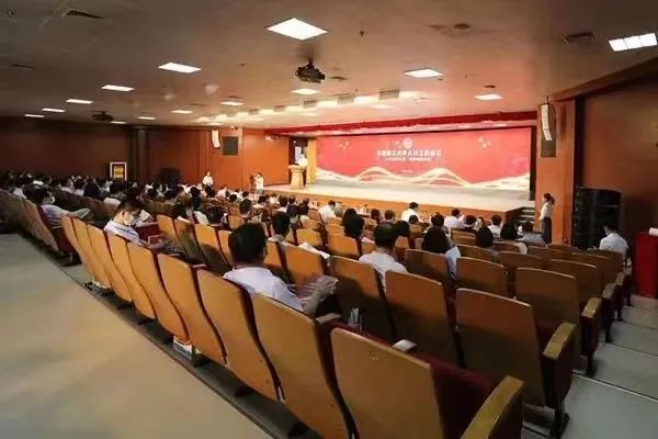 人才引领发展 创新成就未来——天津理工大学人才工作会议召开